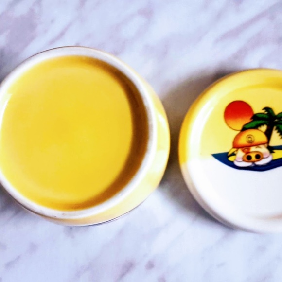 #H8 Island Pig Ceramic Mug With Lid - Picture 5 of 8